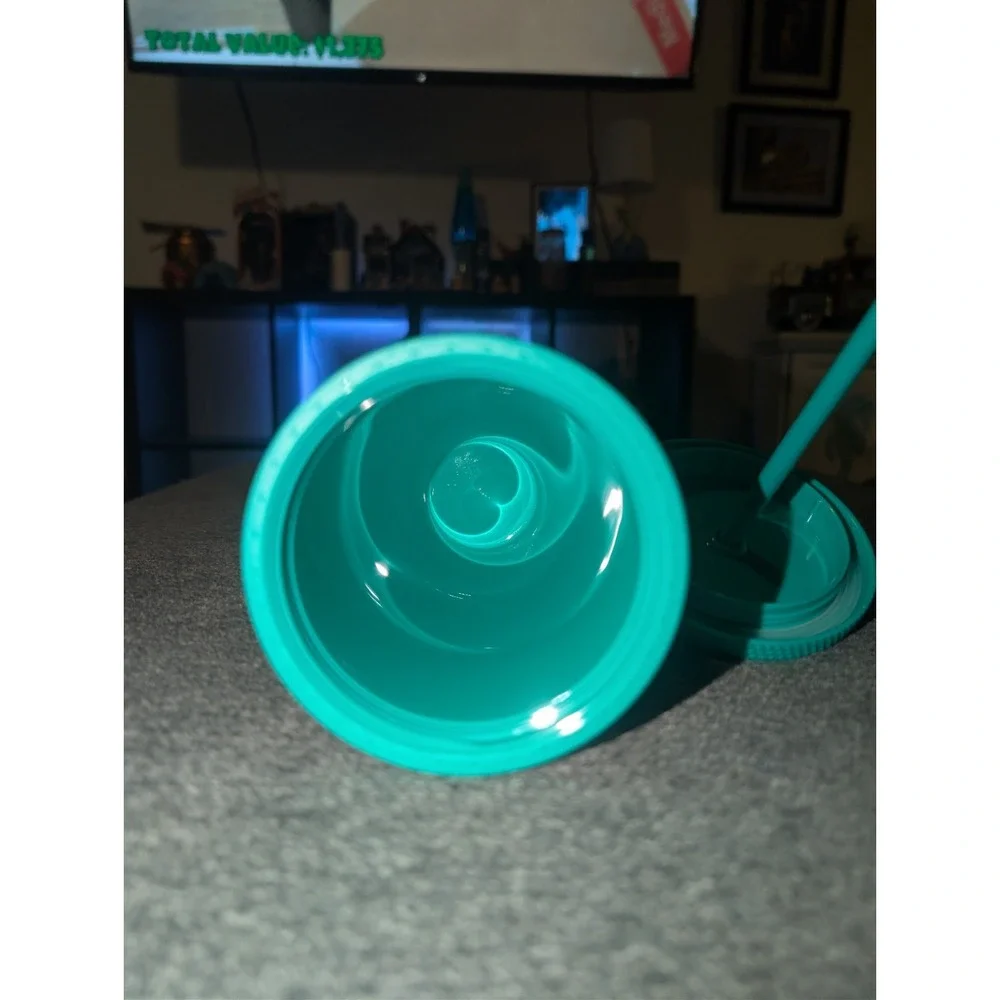 Starbucks October 2021  Mexico Caribbean Green Studded Tumbler 24oz